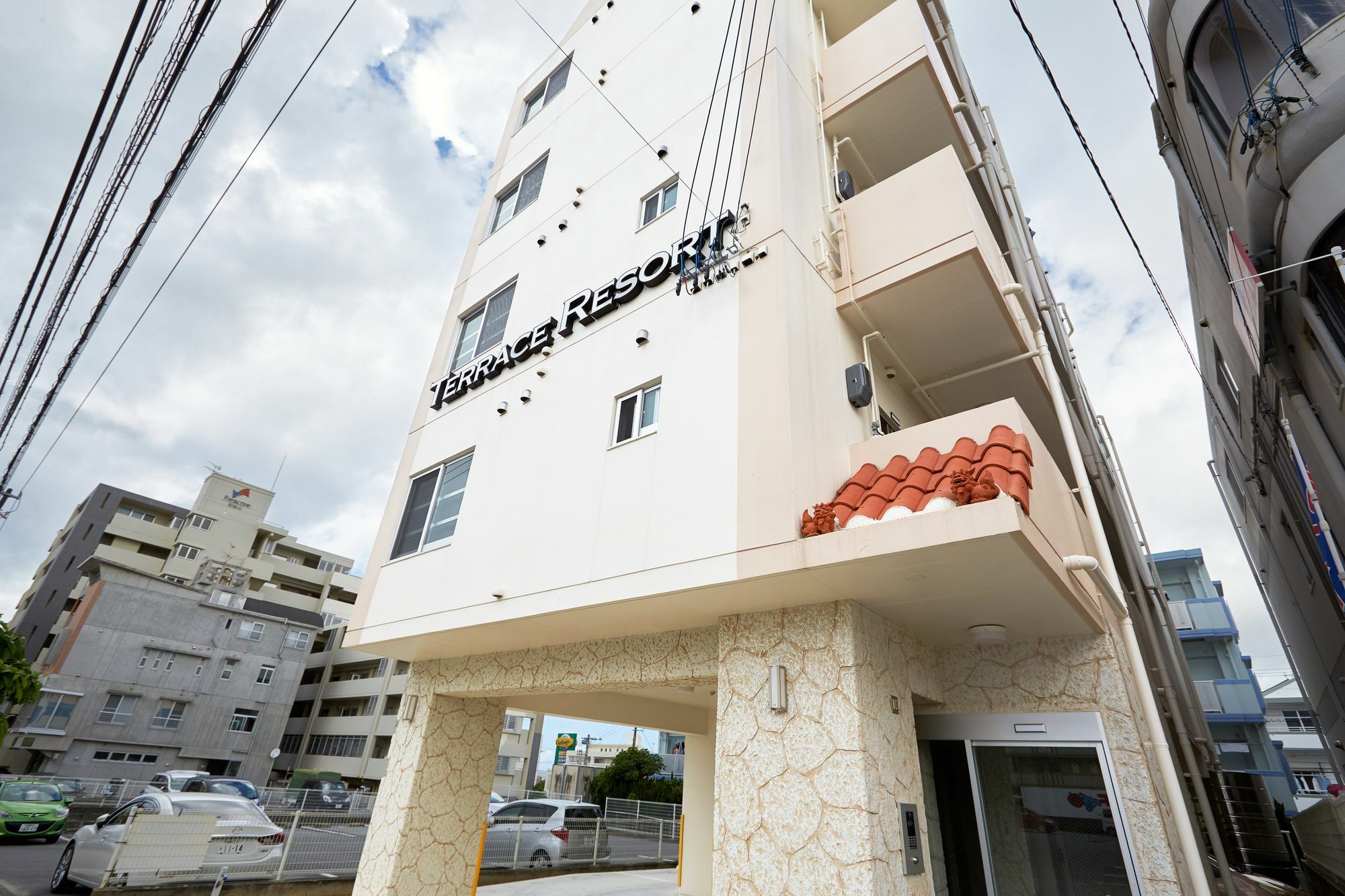 Terrace Resort Shintoshin Наха Экстерьер фото